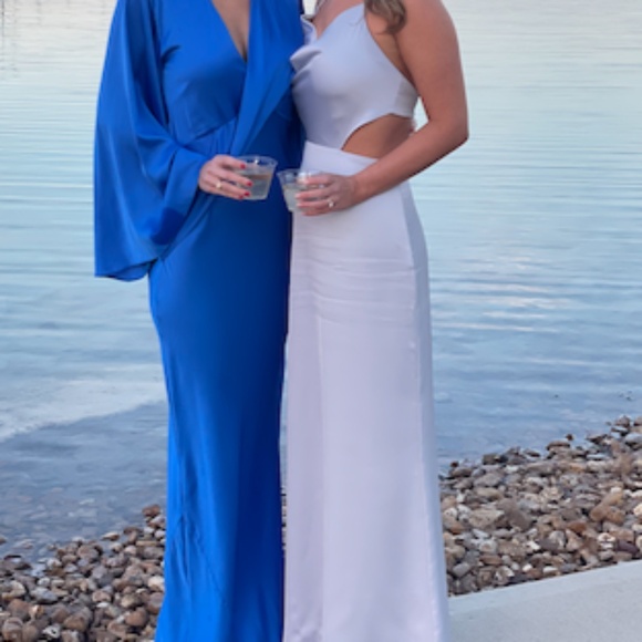 NDA Kira Gown - Picture 3 of 3